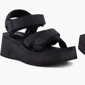 Seychelles Serenade sandals size 7.5